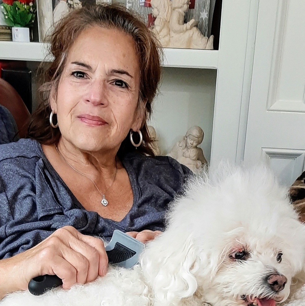 Meet your Posher, Debbi